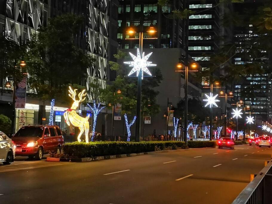 Апартаменты New 2Br Of 86Sqm With Parking & Netflix In Bgc Манила Экстерьер фото