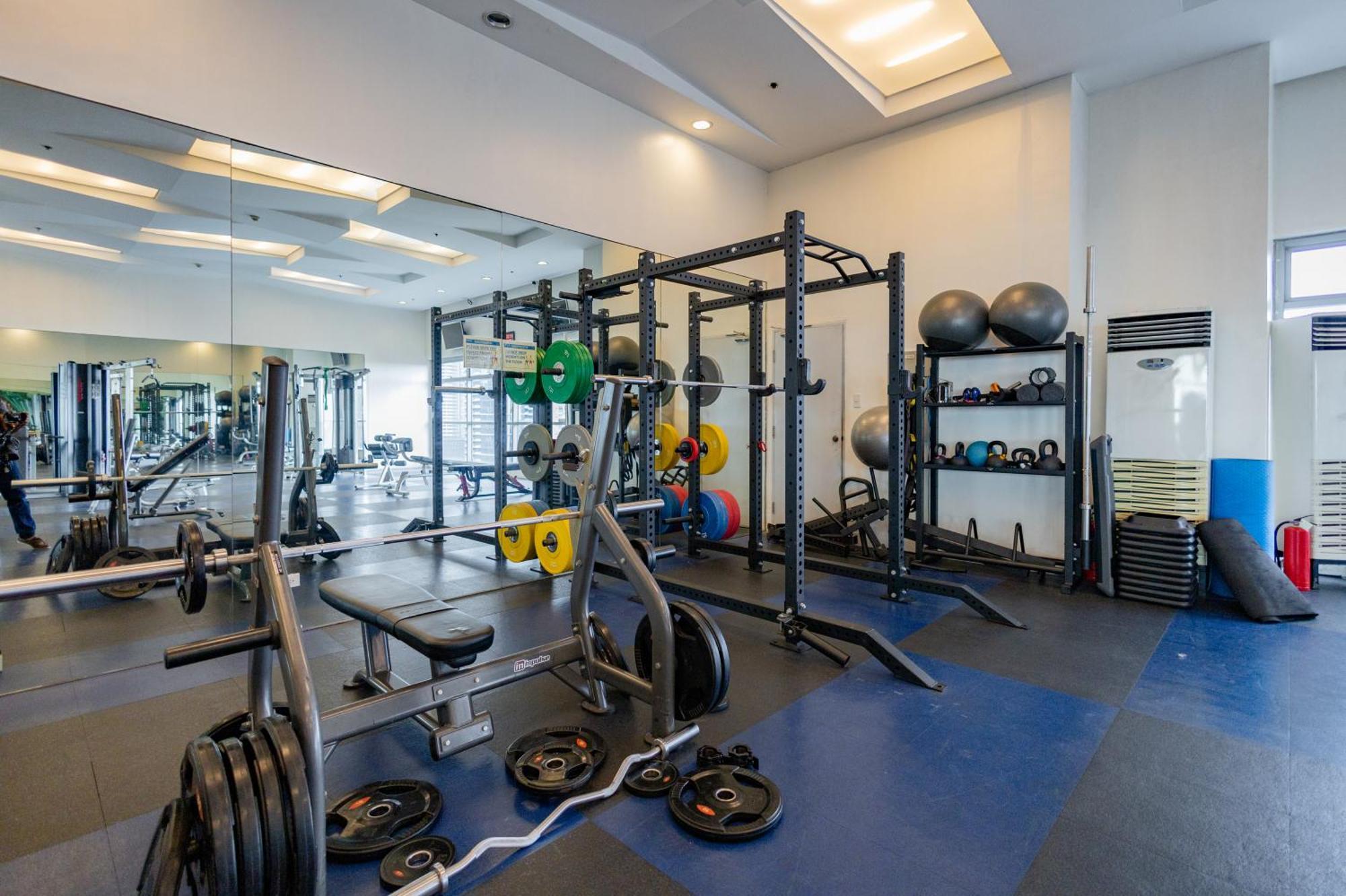 Апартаменты New 2Br Of 86Sqm With Parking & Netflix In Bgc Манила Экстерьер фото